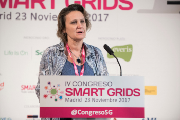 Blanca Losada - Presidenta - Futured - Detalle 1 - Inauguracion 4 Congreso Smart Grids
