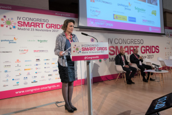 Blanca Losada - Presidenta -Futured - Detalle - Inauguracion -4 Congreso Smart Grids