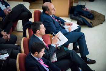 Publico-General-Mesa-Redonda-2-5-Congreso-Smart-Grids-2018